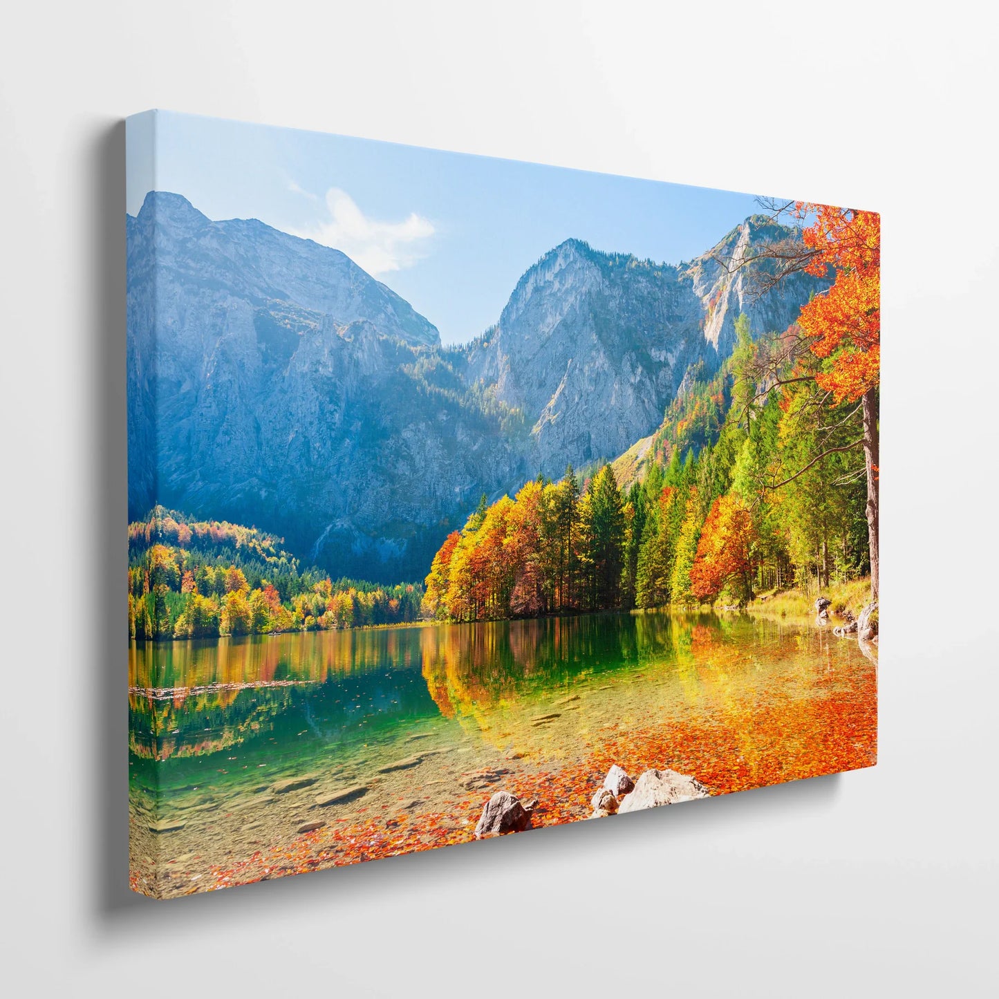 Tablou Peisaje - Lacul Alpin în Toamnă - vedere din lateral