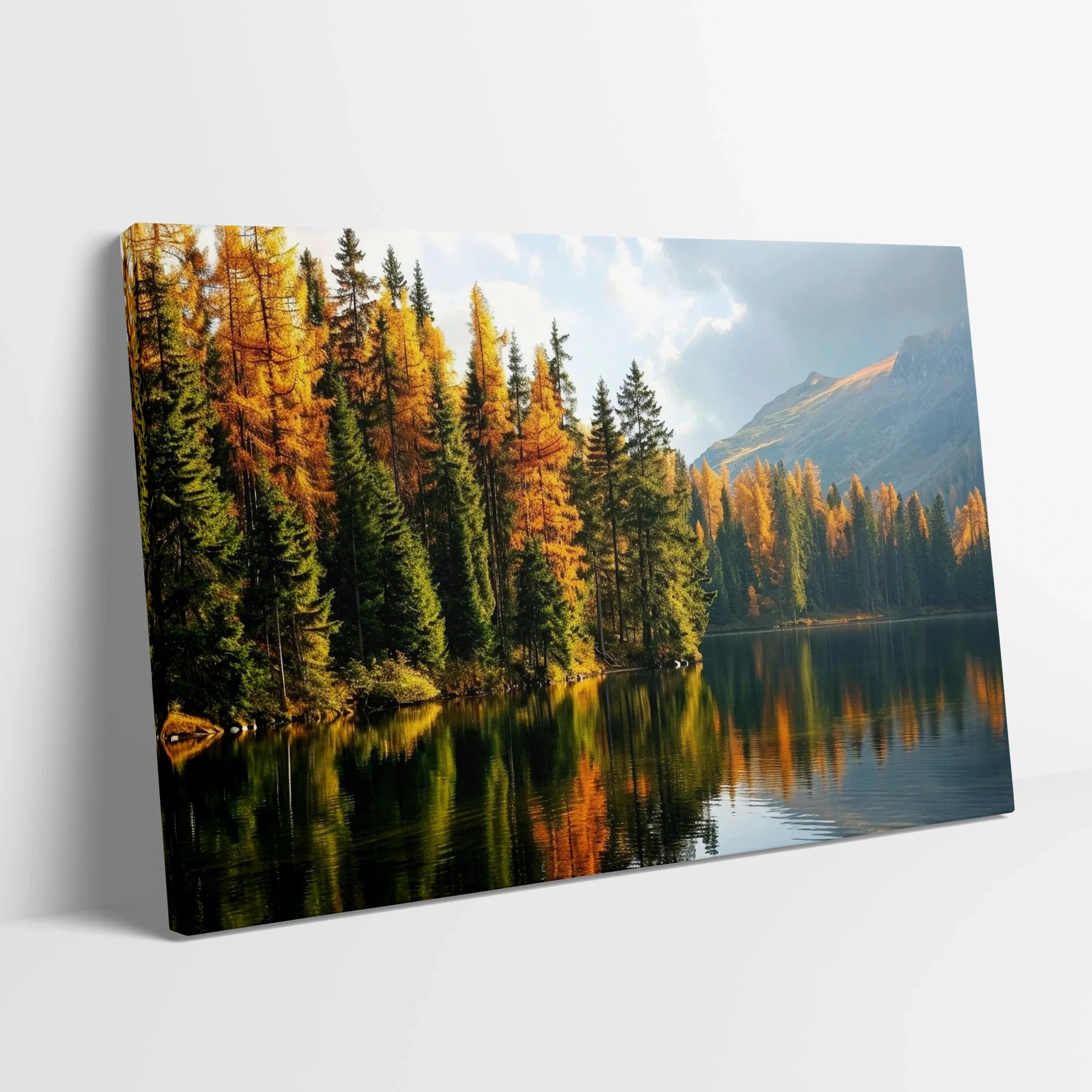 Tablou Peisaje - Pădure de Toamnă Reflectată în Lac - vedere din lateral sprijinit perete
