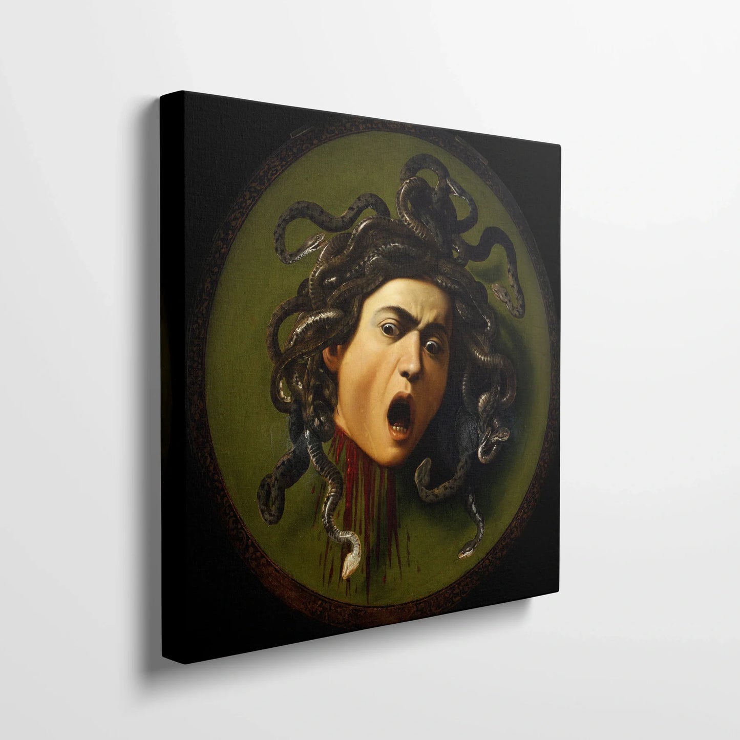 Tablou picturi celebre - Medusa, Caravaggio - vedere din lateral sprijinit perete